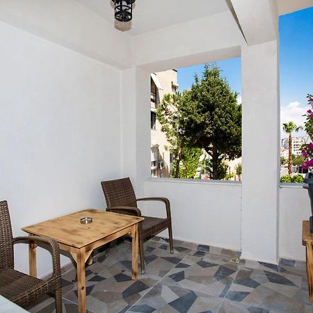 8 Rooms House Balcova Экстерьер фото