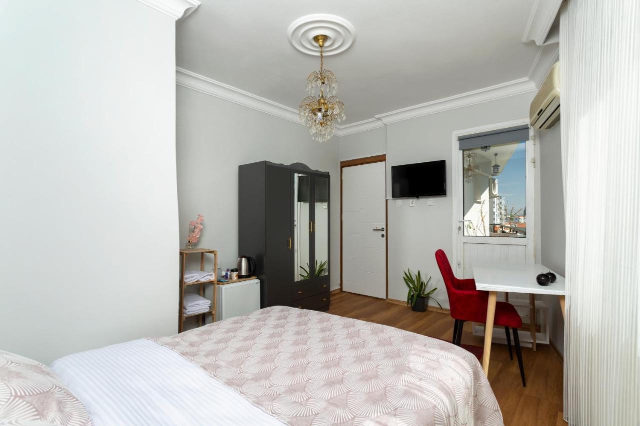 8 Rooms House Balcova Экстерьер фото