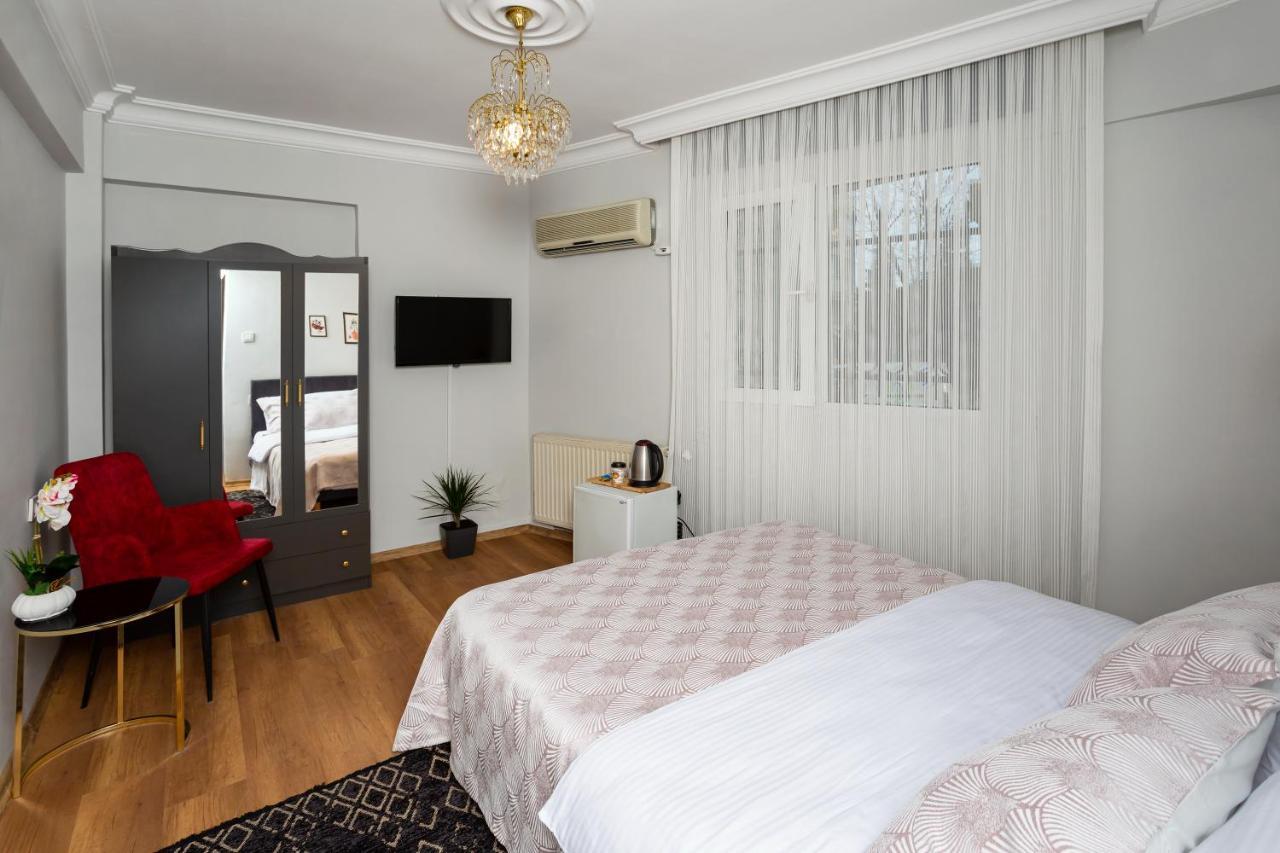 8 Rooms House Balcova Экстерьер фото