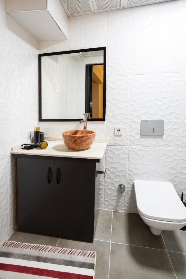 8 Rooms House Balcova Экстерьер фото