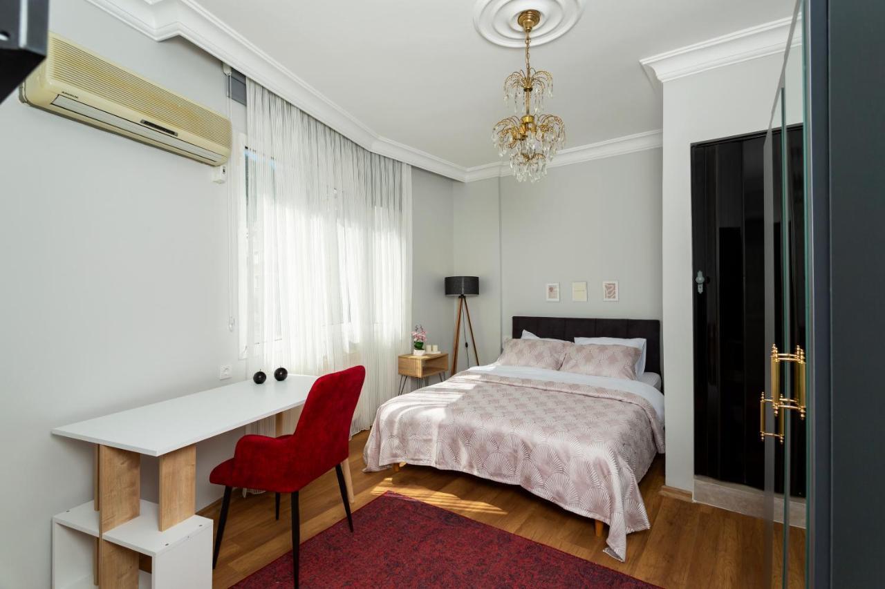 8 Rooms House Balcova Экстерьер фото