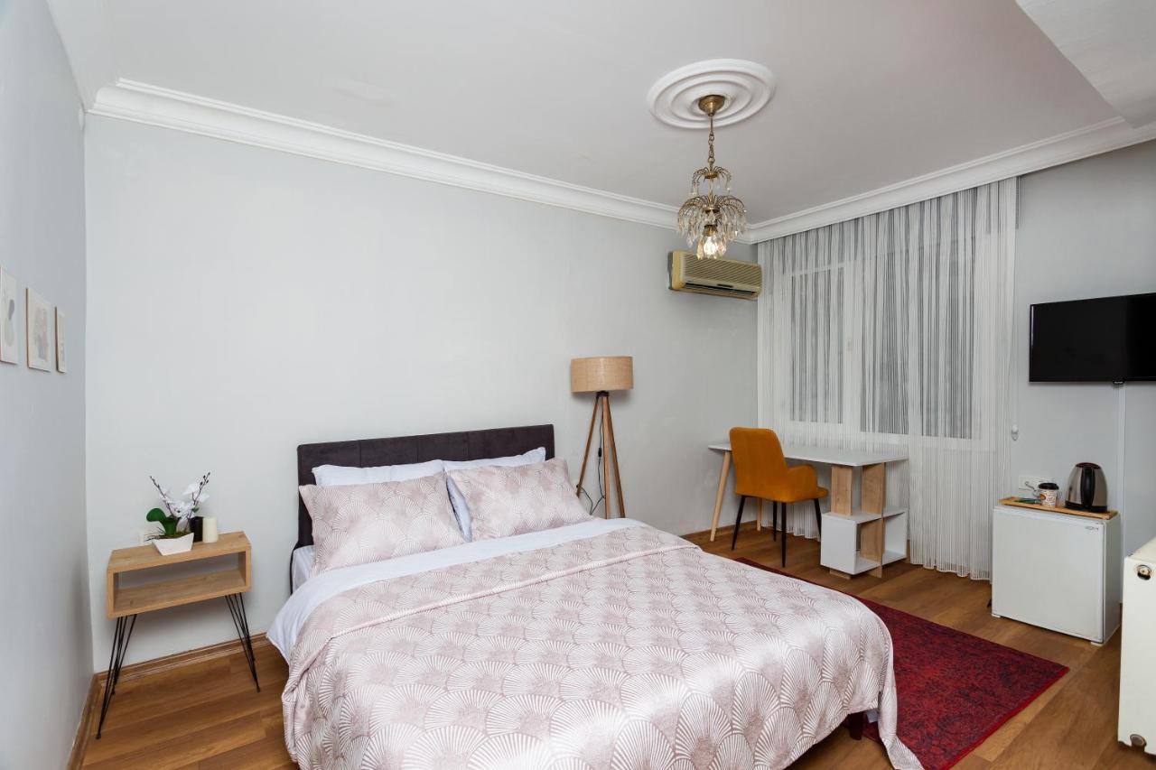 8 Rooms House Balcova Экстерьер фото