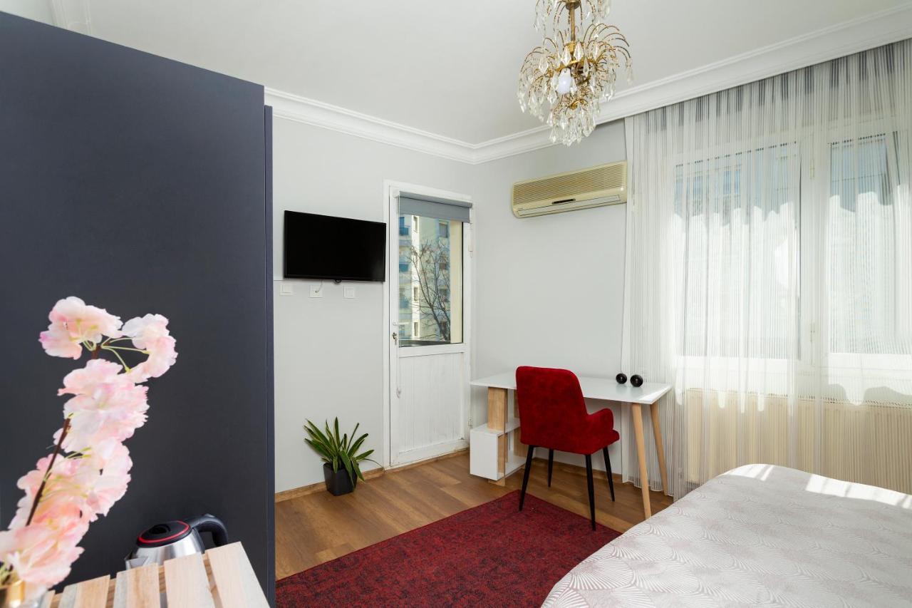 8 Rooms House Balcova Экстерьер фото