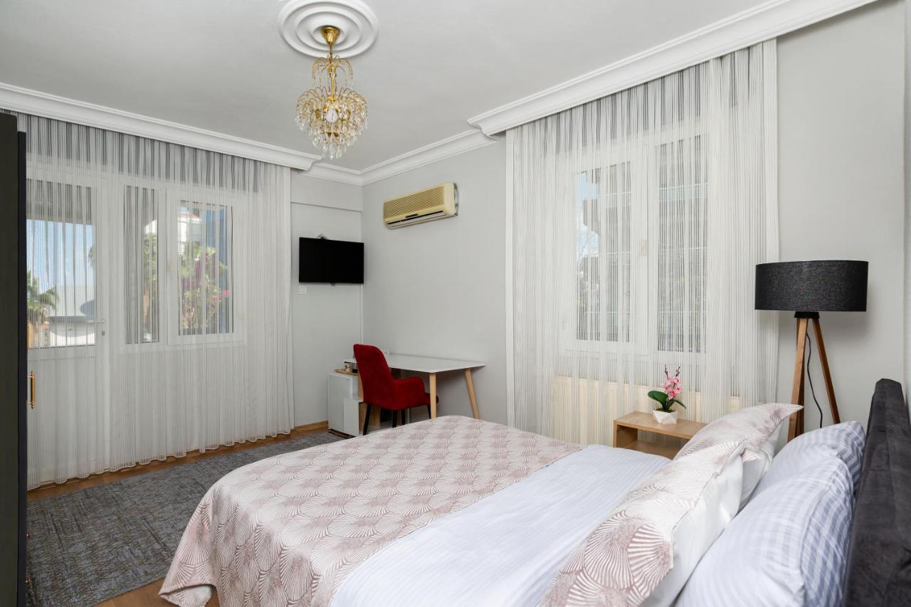 8 Rooms House Balcova Экстерьер фото