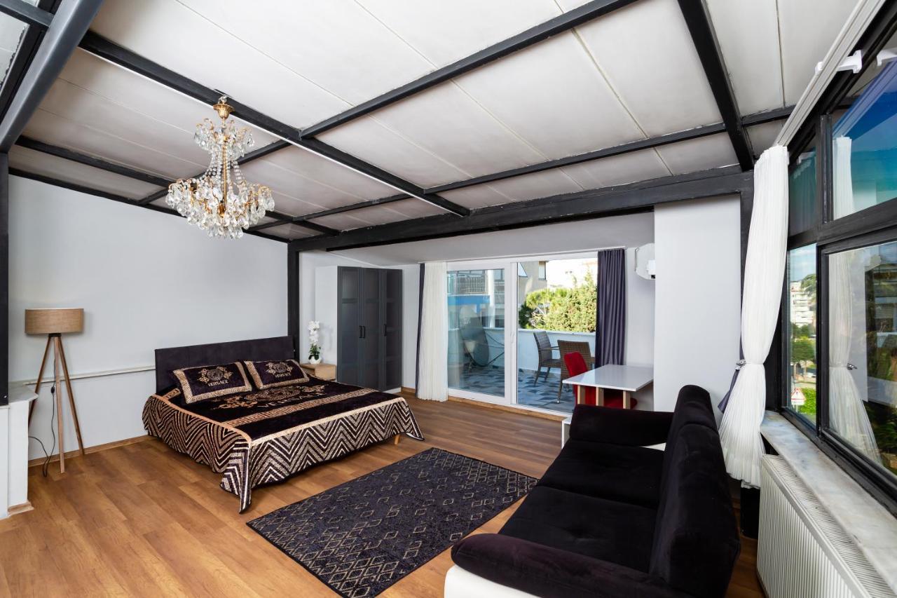 8 Rooms House Balcova Экстерьер фото