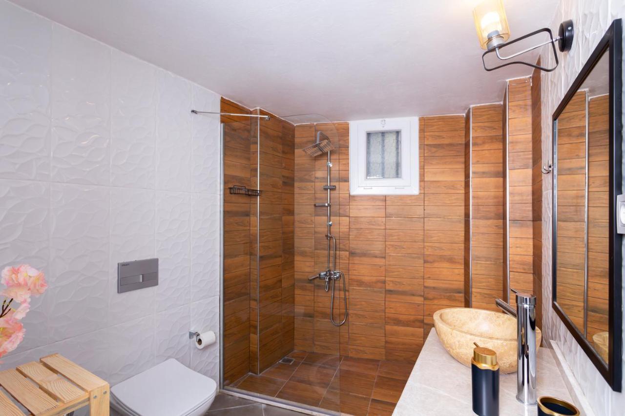 8 Rooms House Balcova Экстерьер фото