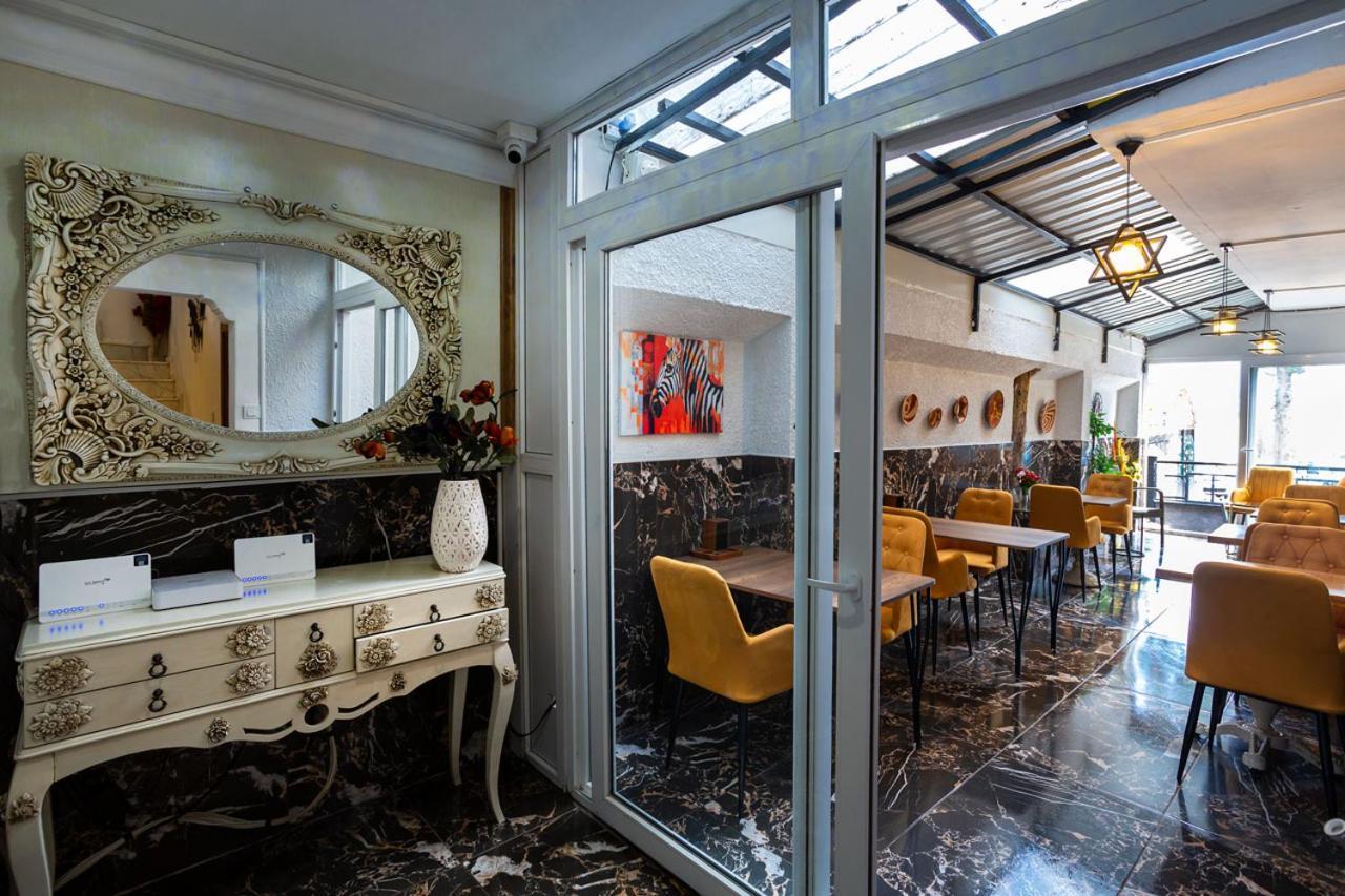 8 Rooms House Balcova Экстерьер фото