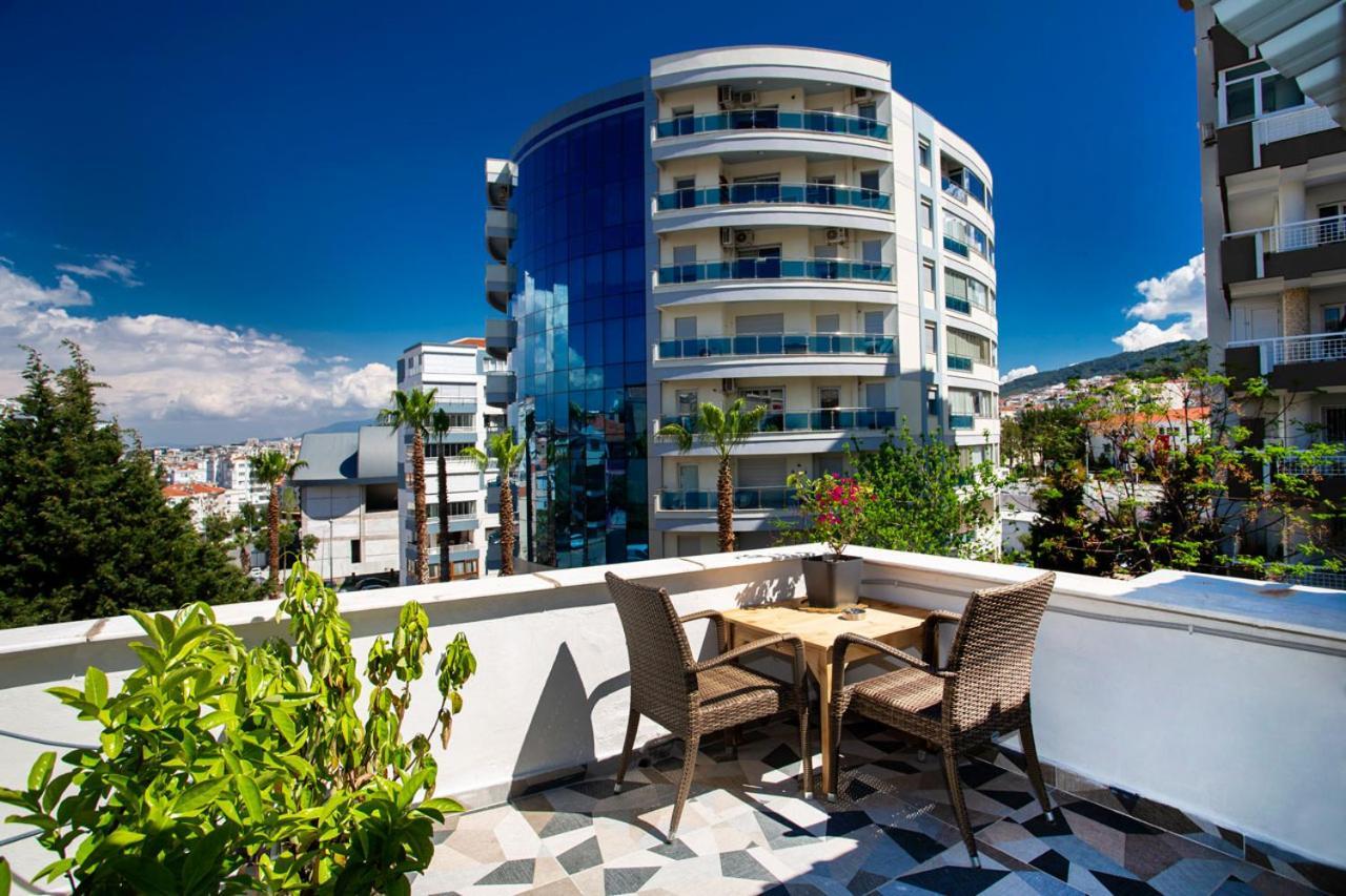 8 Rooms House Balcova Экстерьер фото