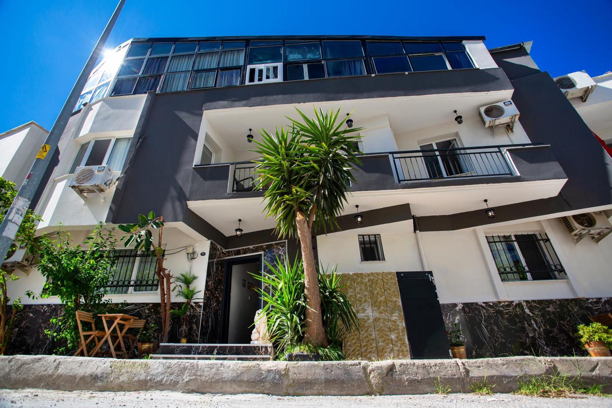 8 Rooms House Balcova Экстерьер фото